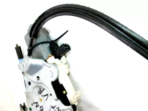 VW Polo 6N elektrischer Fensterheber Motor + Gestänge vorne rechts 4/5-Türer (100236)