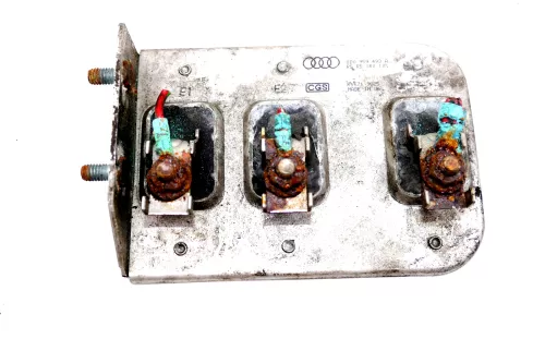 Audi A4 Passat 3B Steuergerät Lüfter Kühlerlüfter Lüftersteuergerät 8d0959493a