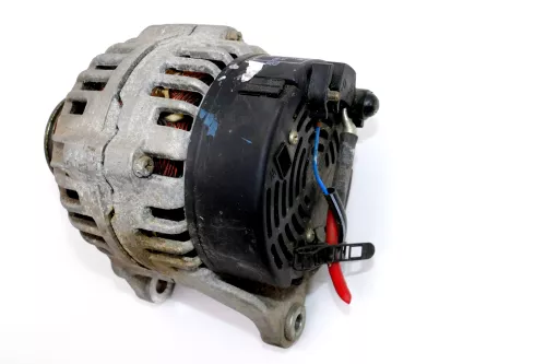 + VW Passat 3B Audi A4 A6 Lichtmaschine 70A 058903016 Generator