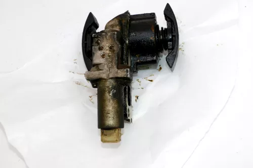 VW Golf 4 1,8 AGN 125PS  Kettenspanner Nockenwellenversteller 058109088B ADR 92k (100720)