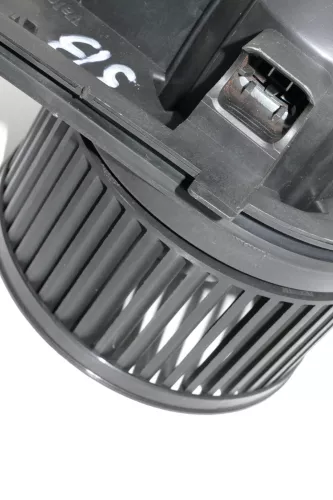 Audi A4 Passat 3B Lüfter Innenraum Gebläselüfter 8D1819021A Heizung (100767)