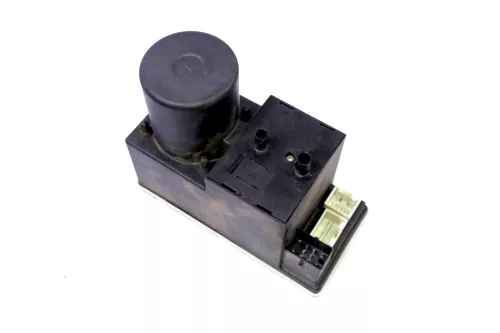 Audi A4 B5 A3 8L Pumpe Zentralverriegelung Steuergerät 8L0862257 8L0862257G