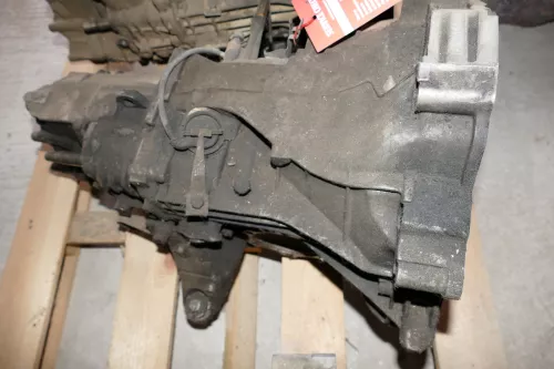 VW Passat 3B A4 B5 1,9 TDI 85kw 115PS Getriebe DUK 5 Gang vo AJM Motor 166.000km (101569)