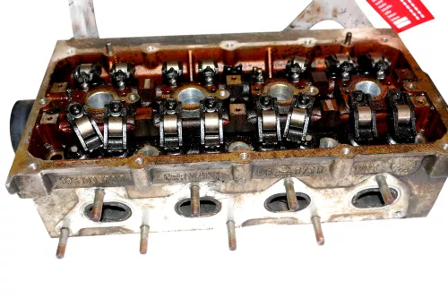 VW Golf 4 Lupo Zylinderkopf Kopf Ventile 1,4 16V 75PS AXP / APE / BCA abEnde1999