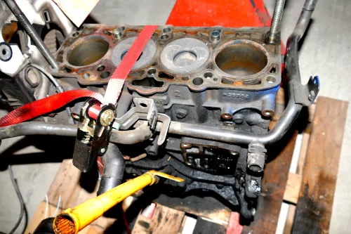 VW Golf 5 Touran Motorblock Block1,9 TDI 74kw 101PS AVQ oder 77kw BKC 105PS BRU (101604)