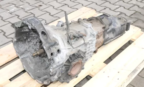 Audi A4 8E Quattro Allrad Getriebe HER 6Gang Schaltung 1,8T 140kw 20V 165 000km (101662)