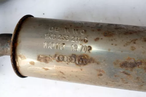 VW Touran Auspuff Endschalldämpfer Mittelschalldämpfer 1,9 TDI 74kw AVQ BKC 77kw (102261)