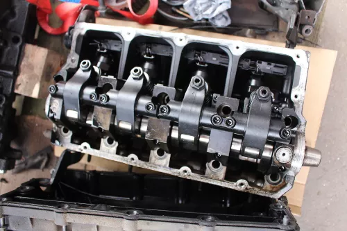 VW Golf 4 Bora Zylinderkopf Kopf 1,9 TDI 85kw 101PS 038103373C von AVB ATJ Motor (102549)