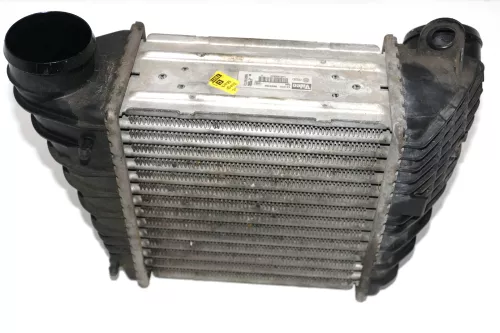 VW Golf 4 Audi A3 8L Ladeluftkühler Ladeluft Kühler -->1J0145803F/G