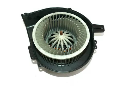 VW Polo 9N 9N3 Lüfter Lüftermotor Motor Heizung Innen 6Q1820015C 6Q1819015G (102933)