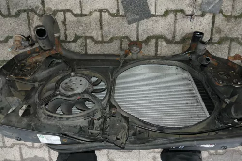 VW Passat 3BG Schloßträger für Klimaanlage Klima Kondensator TDI+ Benz 4Zylinder (103001)