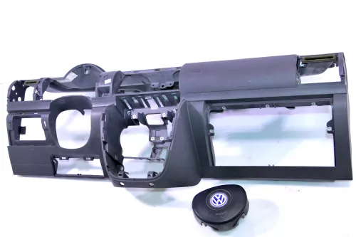 VW Fox 5Z Armaturenbrett Airbag Cockpit Amaturbrett Lieferung ohne Airbags!