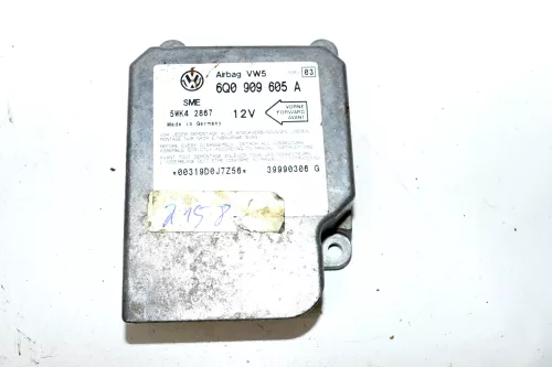 VW Polo 6N2 Bora Steuergerät Airbag Airbagsteuergerät 6Q0909605A Index 03 Golf (103122)