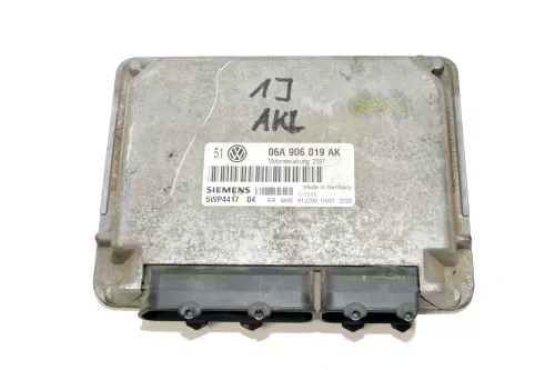 VW Golf 4 Bora Steuergerät 1,6l 74kw 101PS 100PS AKL AEH Motor 06A906019AK