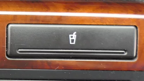 Audi A4 B5 Faceliftmodell Becherhalter Dosenhalter Getränkehalter 8D0862534A (103285)