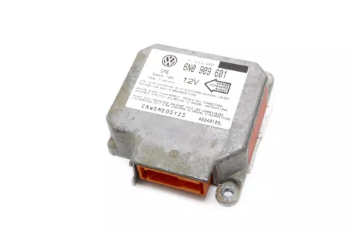 VW Polo 6N Arosa Steuergerät Airbag Airbagsteuergerät 6N0909601 (103434)
