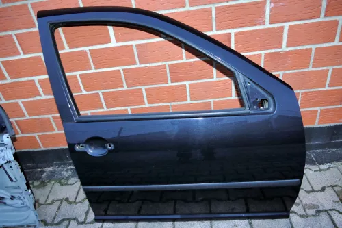 VW Golf 4 Bora Tür vorne rechts Beifahrertür 4/5-Türer+Kombi Varian schwarz LC9Z