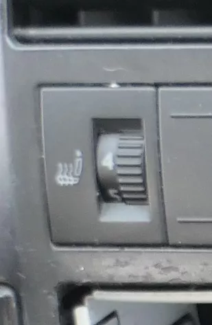 VW Polo 9N Fox Schalter Sitzheizung Sitzheizungsschalter Regler links 6Q0963563 (103620)