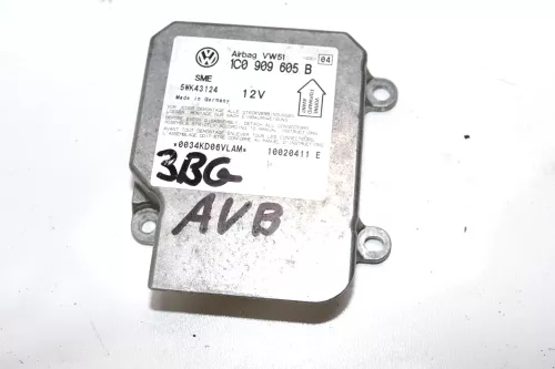 VW Passat 3BG T5 Steuergerät Airbag Airbagsteuergerät 1C0909605B Index 04