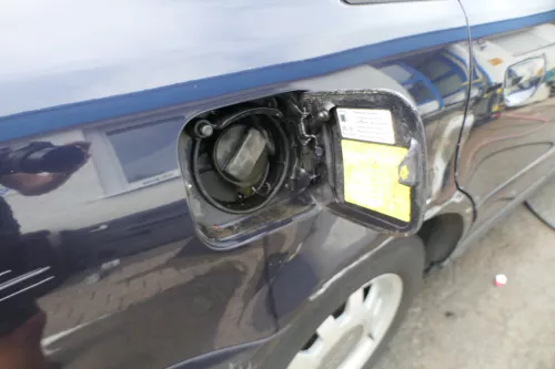 Audi A4 B5 Tankdeckel Tankklappe Tank Deckel Klappe 8D5809905B blau LZ5L (103718)