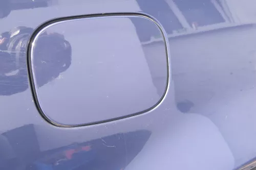 VW Golf 4 Variant Kombi Tankdeckel Deckel Tank Tankverschluß blau LA5G