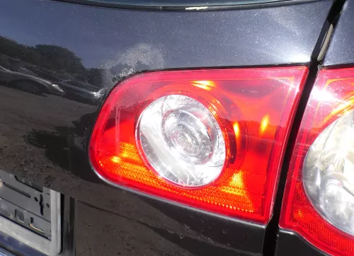 VW Passat 3C Variant Kombi Rücklicht hinten rechts innen Rückleuchte Heckklappe (104109)