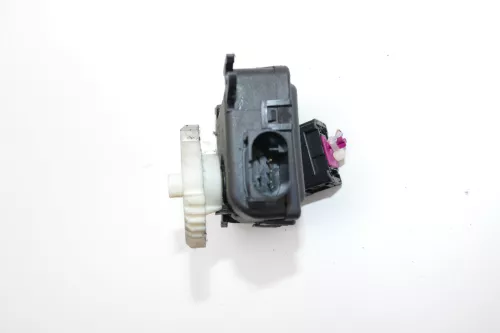 Polo 9N3 9N Stellmotor fü Umluftbetriebsmöglichkeit Klimaanlage 6Q1907511A Bosch (104121)