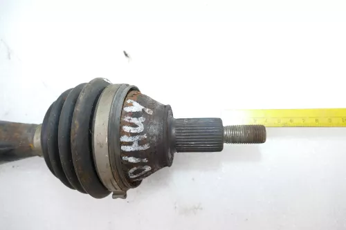 VW Fox Antriebswelle Gelenkwelle rechts vorn 6QE407272N 1,2 BMD BKR CHFA CHFB (104133)