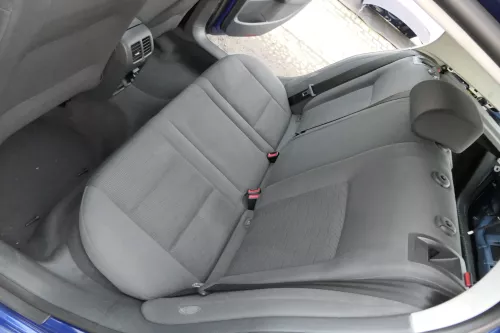 VW Golf 5 V Sitz Sitze hinten Rückbank Rücksitzbank Sitzfläche Lehne -OHNE KOPFS (104226)