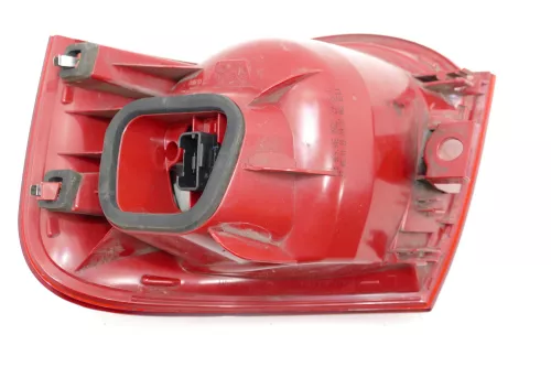 VW Passat 3C Variant Kombi Rücklicht hinten links ausse Rückleuchte Heckleuchte (104437)