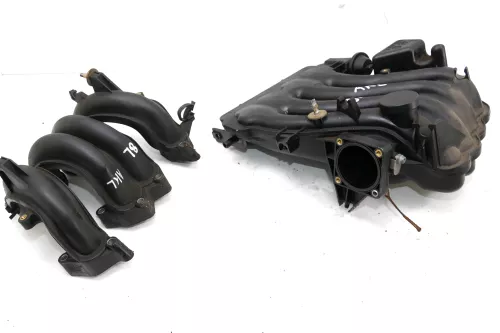 VW Golf 4 Bora Skoda Octavia Ansaugbrücke Motor 1,6 74kw AKL / AEH 101PS (104745)