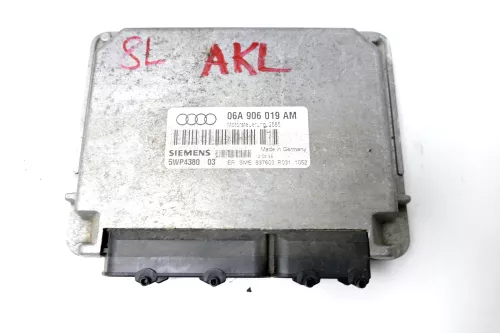 Audi A3 8L Steuergerät 1,6SR 74kw 06A906019AM 101PS AEH Motor