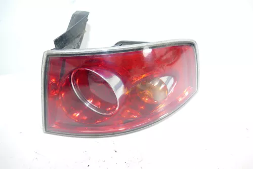 Seat Ibiza 6L Rücklicht hinten rechts außen Rückleuchte Heckleuchte Lampenträger