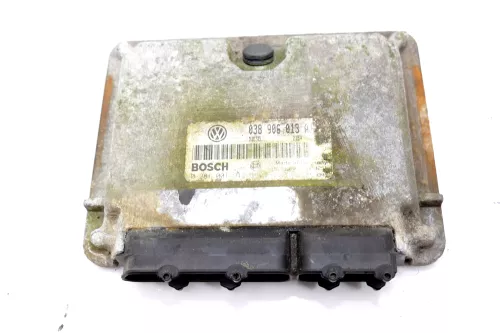VW Polo Kombi Motorsteuergerät Steuergerät 038906013AJ 1,9 68PS AGP AQM Motor