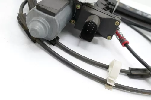 VW Polo 6N2 elektrischer Fensterheber Motor links vorne 2/3-Türer (105526)