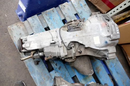 VW Passat 3B GETRIEBE EAC 2,3 V5 110kw 150PS (von Motor AGZ) 45.000km