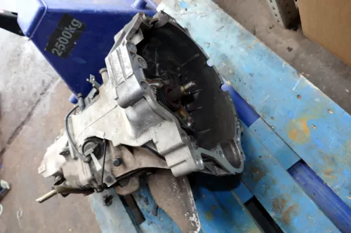 VW Passat 3B GETRIEBE EAC 2,3 V5 110kw 150PS (von Motor AGZ) 45.000km (105751)