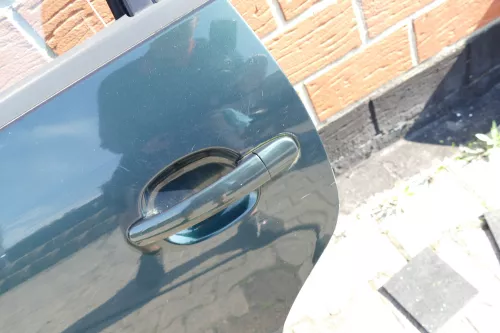 VW Passat 3B 3BG Kombi Variant Tür hinten links grün LC6N (105790)