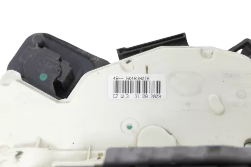 VW Golf 6 Stellmotor Tür Türschloß mit ZV hinten rechts 5K4839016B 5K4839016M (106319)