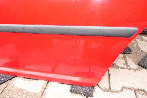 VW Golf 4 Bora Tür hinten links nur Kombi / Variant rot LY3D (106369)