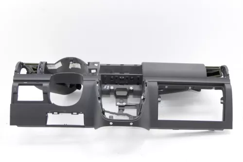 VW Fox 5Z Armaturenbrett Cockpit Amaturbrett schwarz mit Kratzer