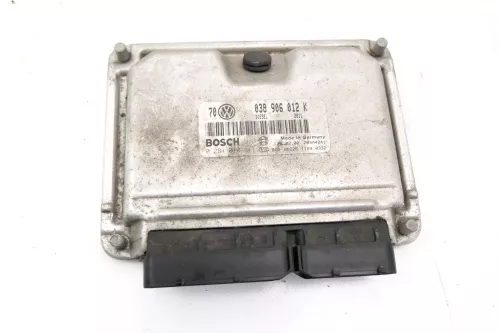 VW Golf 4 Bora Steuergerät 1,9 TDI 66kw 90PS AGR Motor 038906012K