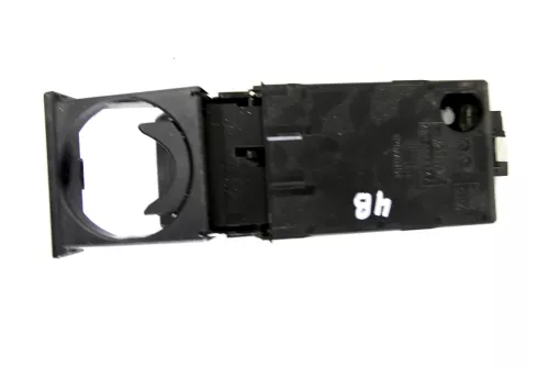 Audi A6 4B Becherhalter Dosenhalter Getränkehalter 4b0862534a vorne (107186)