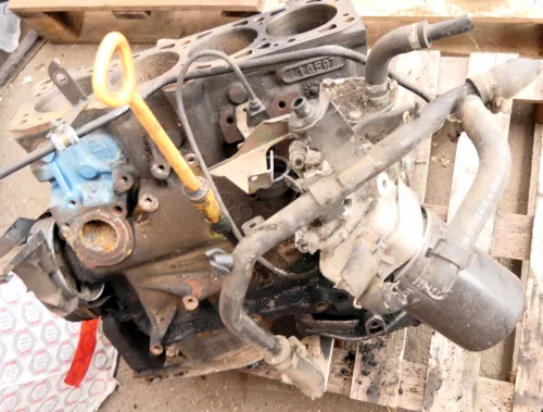 VW Passat 3B A4 B5 Motorblock1,9 TDI 81kw 110PS AVG / AFN Motor (107241)