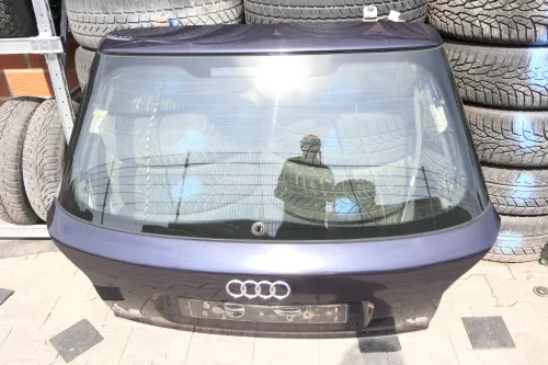 Audi A3 8L -Bj. ca1999 Heckklappe Kofferraumklappe Klappe hinten blau LZ5L