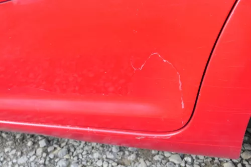 VW Touran 1T Tür hinten links rot LY3D mit Scheibe, sonst OHNE Anbauteile (107647)