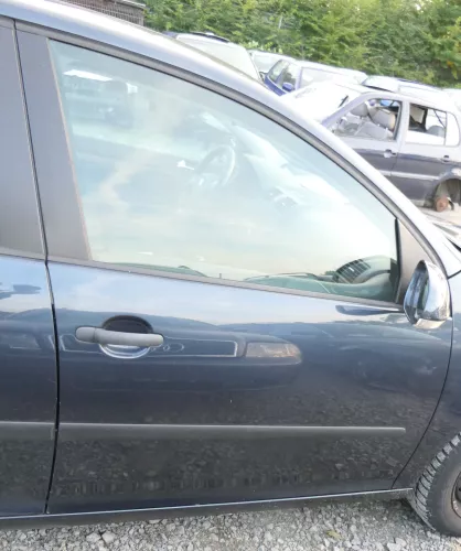 VW Golf 5 1K Tür vorne rechts Beifahrertür grau blau LC5F- ohne Anbauteile