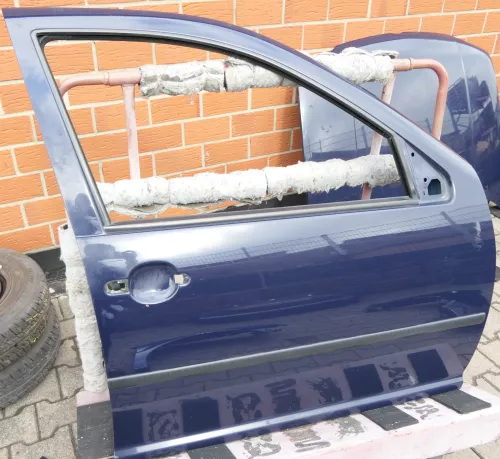 VW Golf 4 Bora Tür vorne rechts Beifahrertür 4/5-Türer+Kombi Variant blau LA5G
