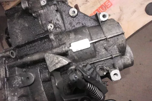 VW Touran Superb Getriebe für NFN /NFP 2.0 TDI 6 Gang Schaltgetriebe ca179.000km (108170)