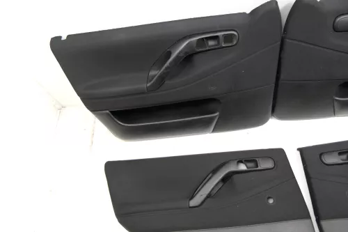 VW Passat 3A Variant Türverkleidung Verkleidung Tür vorne hinten links schwarz (108316)